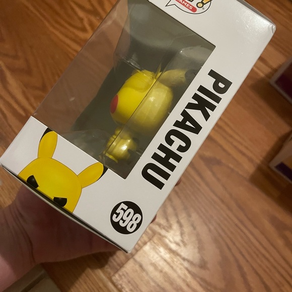 Pikachu - Picture 2 of 2